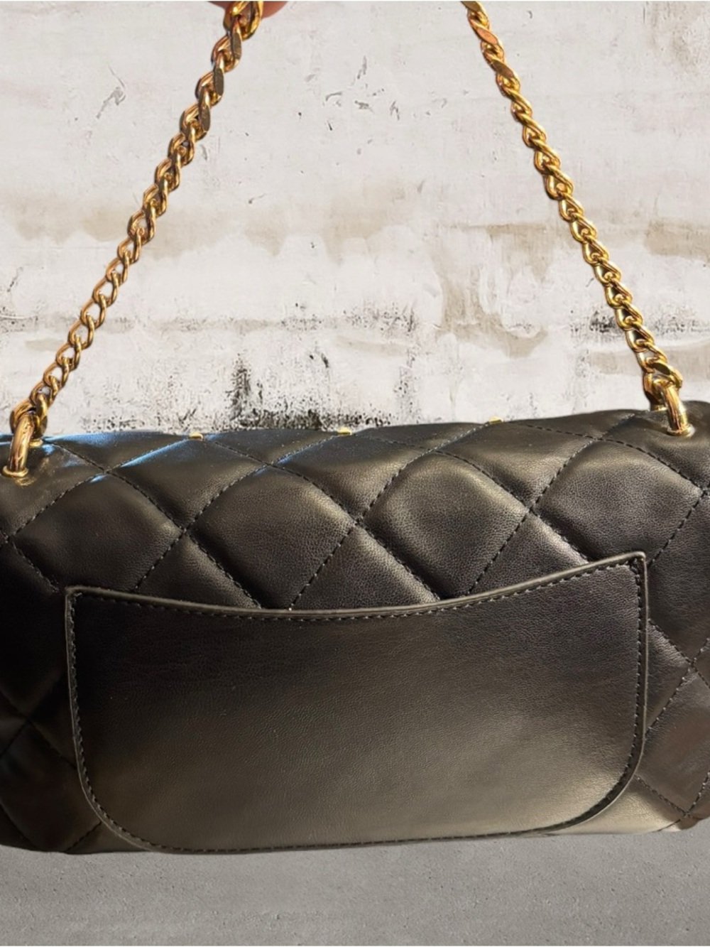 Badgley Mischka Women's Medium Studded Quilted Shoulder Bag Black NWT - Picture 4 of 8